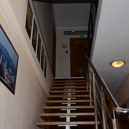 Burger Plus Inn Lviv Luaran gambar